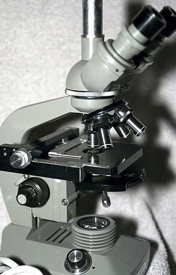 Microscope occasion Olympus pour parodontie