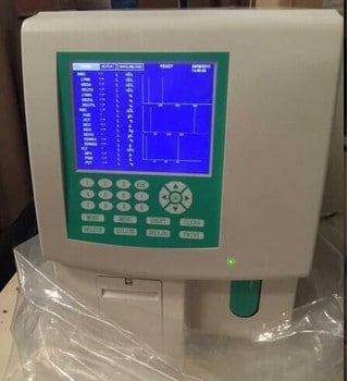 Automate d' hematologie BK6100
